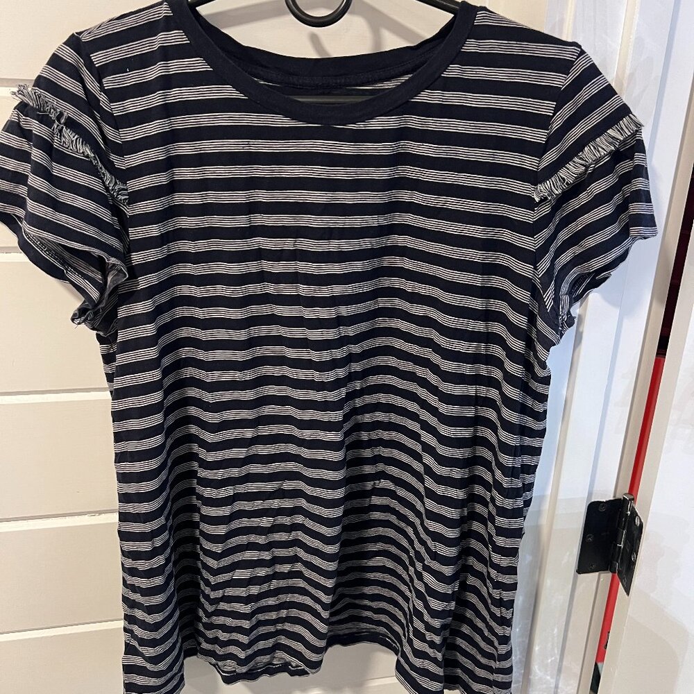 LOFT T-Shirt